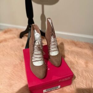 Reba pink ankle wrap pump in size 8.5